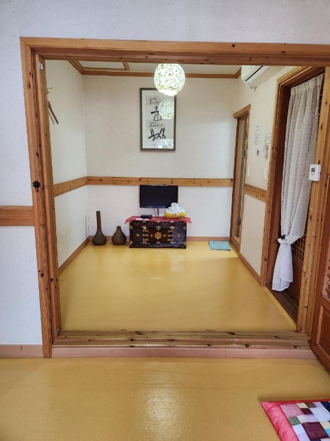 Beautiful House Hotel Jeonju Ngoại thất bức ảnh