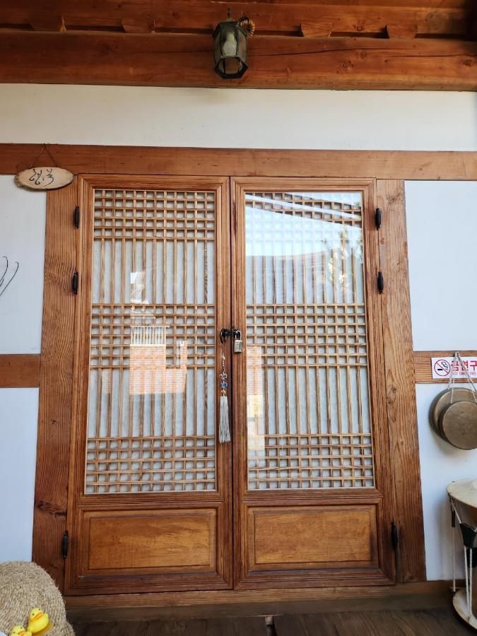 Beautiful House Hotel Jeonju Ngoại thất bức ảnh