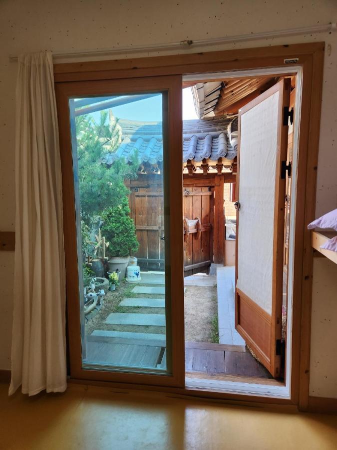 Beautiful House Hotel Jeonju Ngoại thất bức ảnh