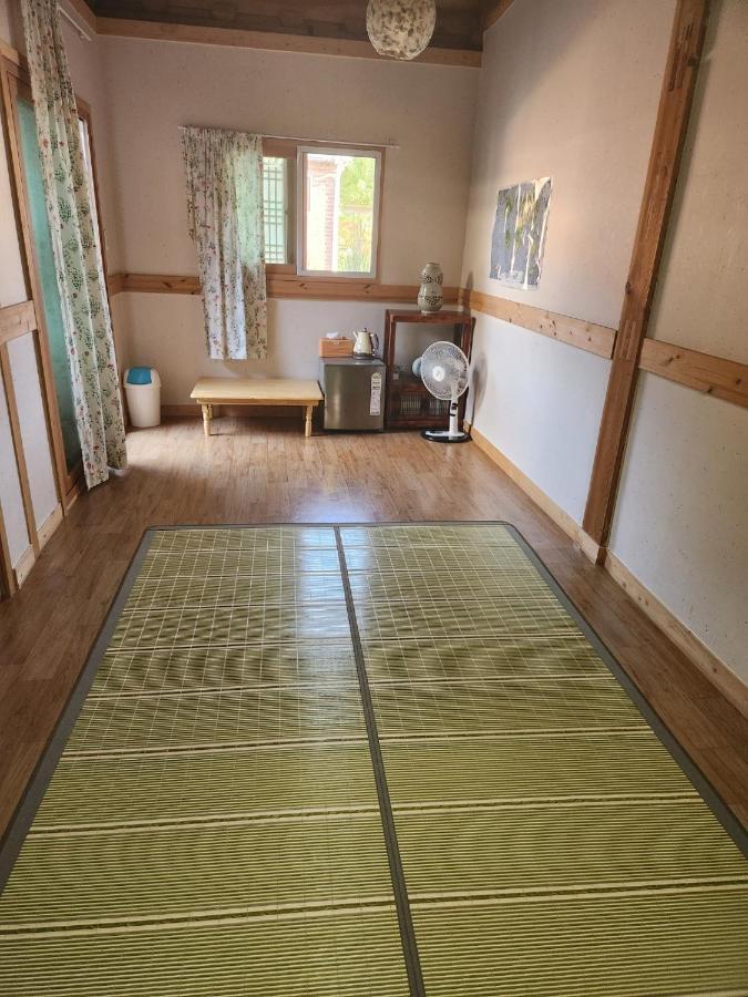 Beautiful House Hotel Jeonju Ngoại thất bức ảnh