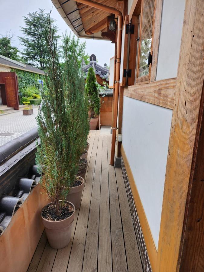 Beautiful House Hotel Jeonju Ngoại thất bức ảnh