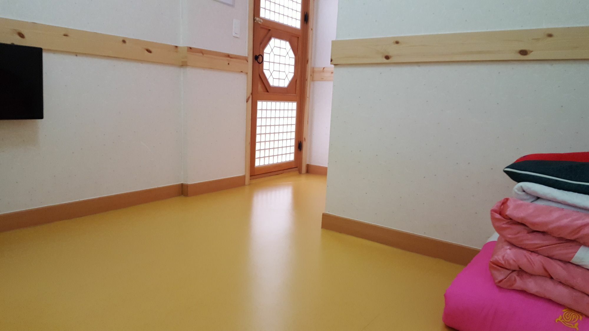 Beautiful House Hotel Jeonju Ngoại thất bức ảnh