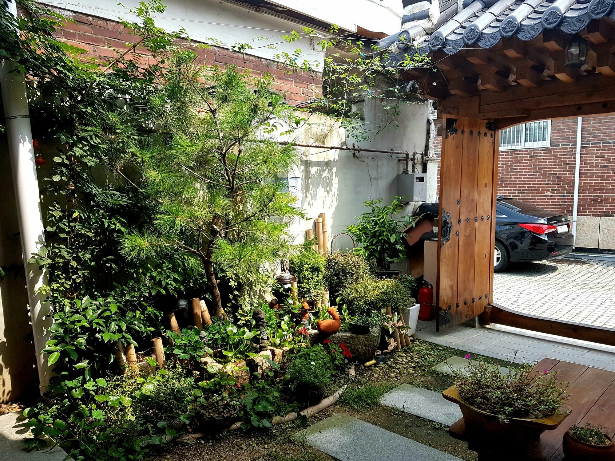 Beautiful House Hotel Jeonju Ngoại thất bức ảnh